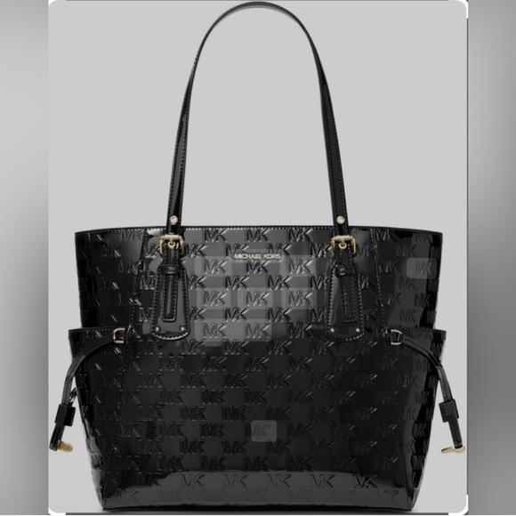 Michael Kors Voyager Large East West Glossy
Tote; Color Black NWT $258 - Picture 1 of 9